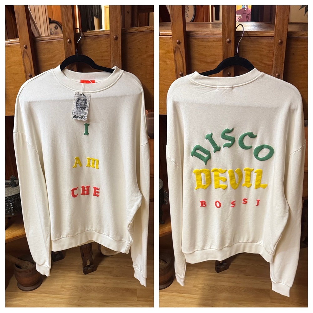 $325 BOSSI NWT Disco Devil crewneck white pullover size medium M NWT